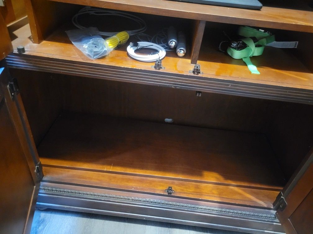 Tv Cabinet