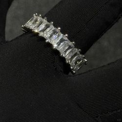 Yuva Vintage | Zircon