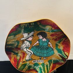 Vintage Mexico Souvenir Plate
