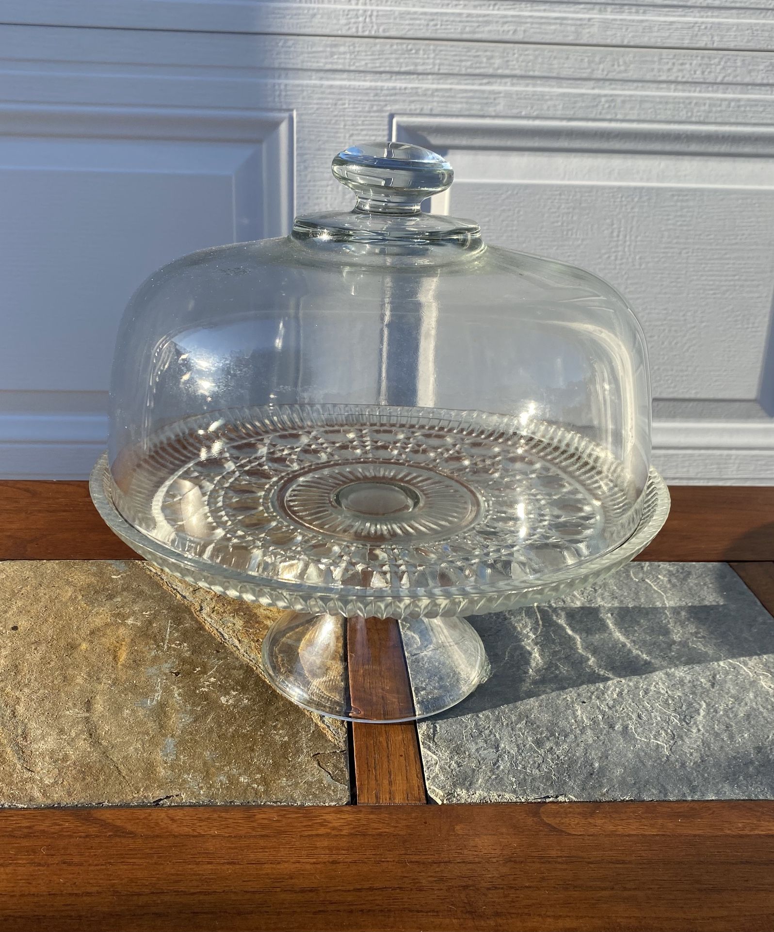 Domed Cake Stand