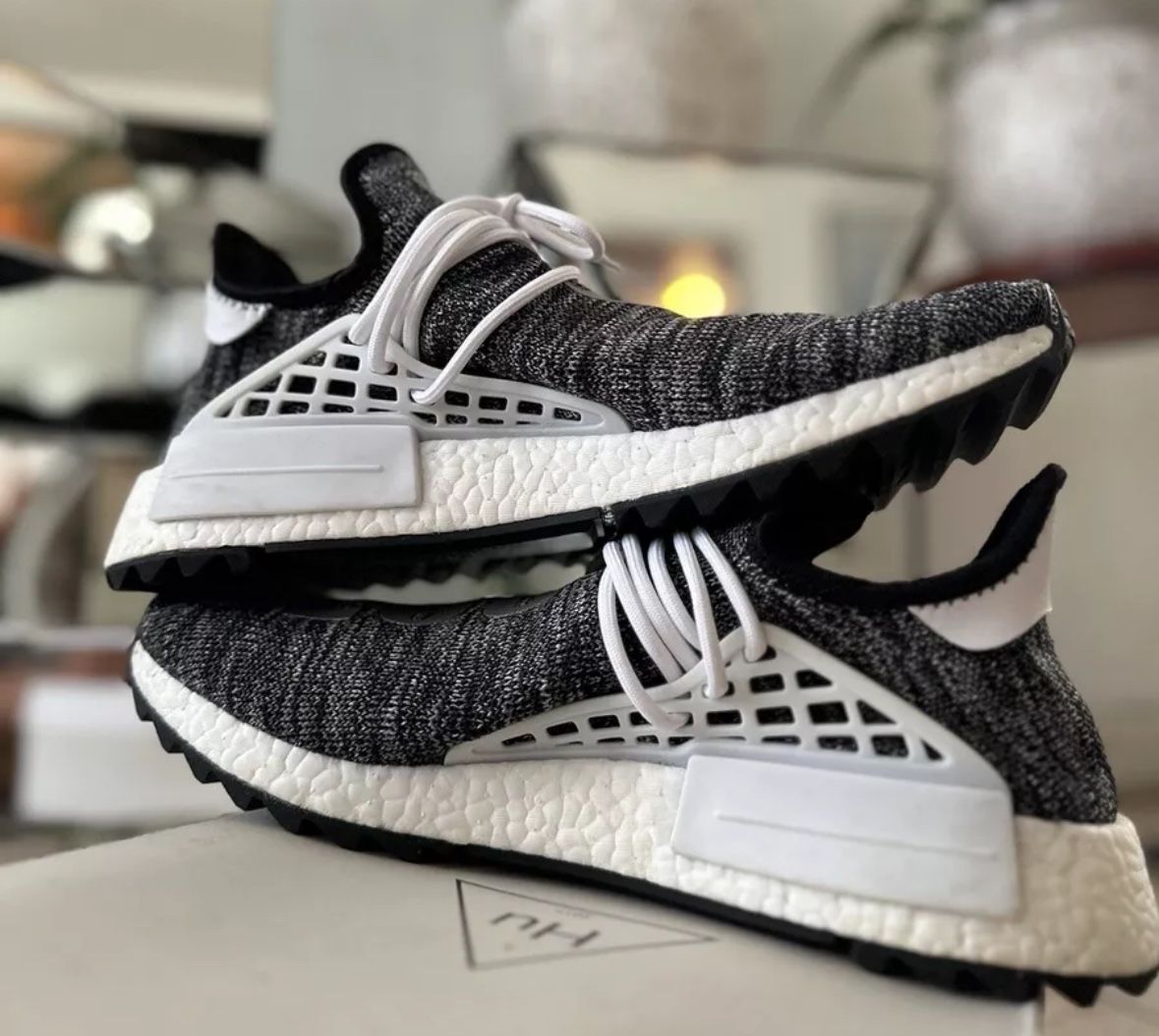 Size adidas Pharrell x NMD Human Race Trail Oreo new