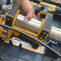 Dewalt Grease Gun