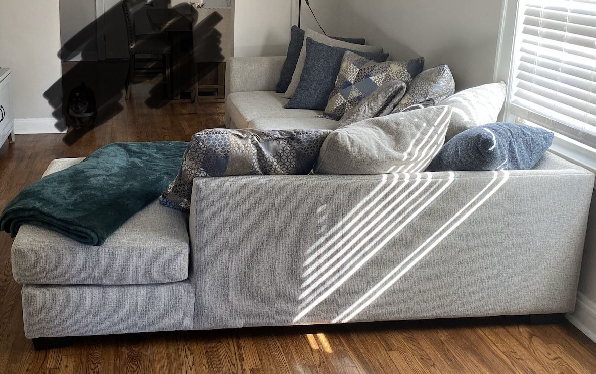 Sectional Sofa 