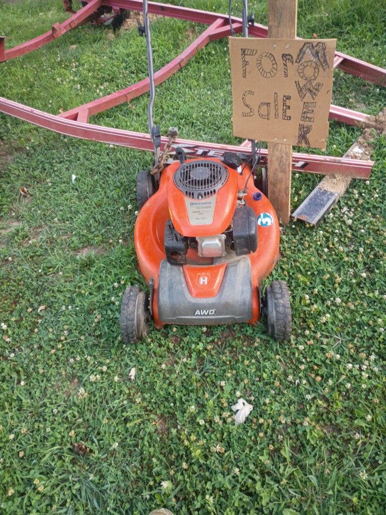 4 Wheel Drive Kohler Mower