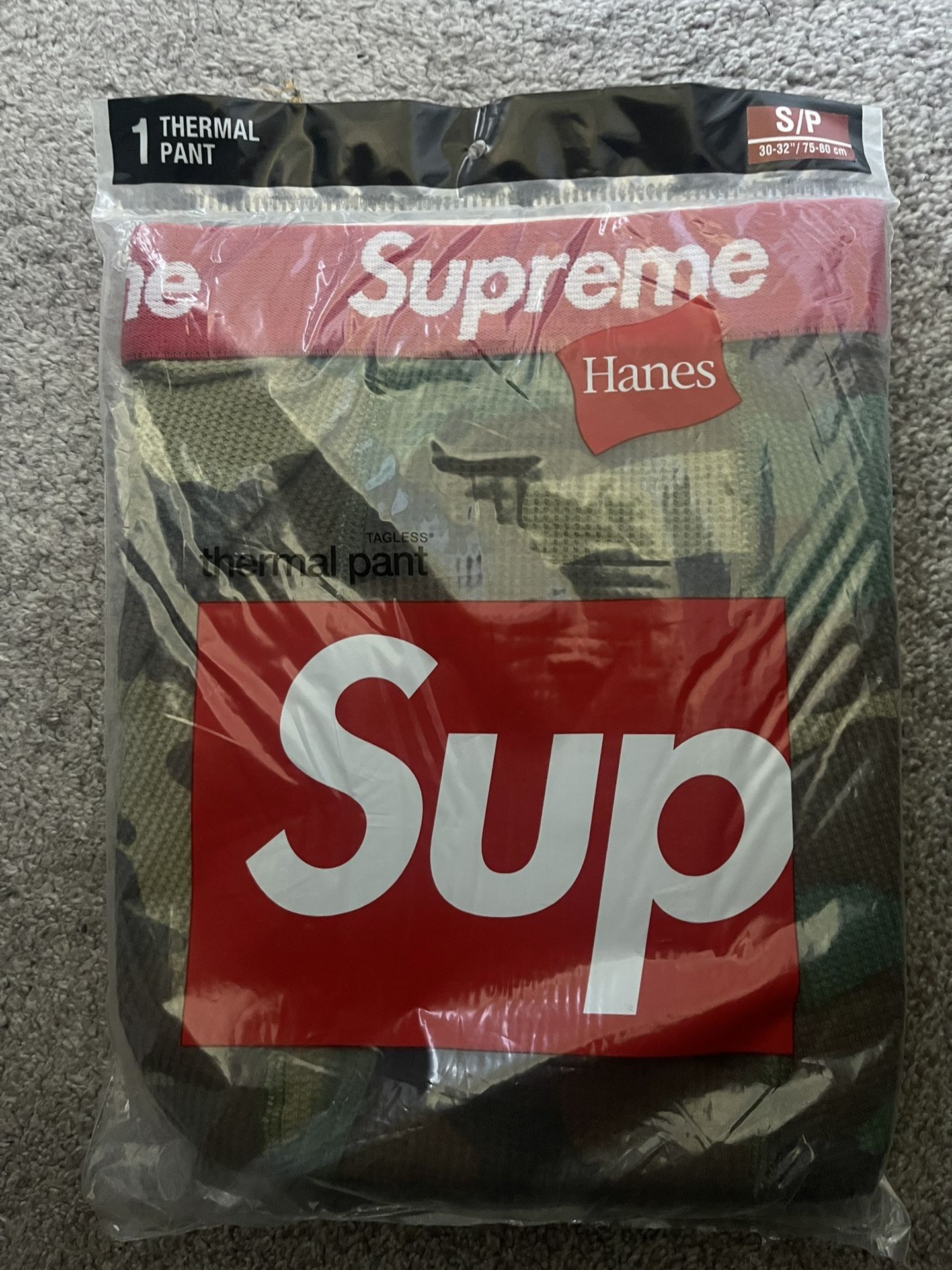 Supreme thermal  Camo pants Size Small Men’s,