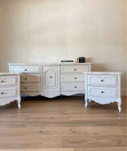 Stanley Dresser set - 3 pieces