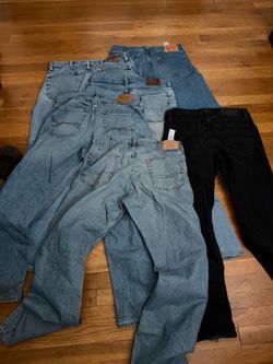 Mixed Lot of Men's Jeans – Levi's, Hollister
