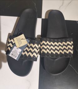 Sandals (Size 8 in half)