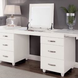  Verviers white finish wood modern style make up vanity desk With LED Lights $250.00 Negotiable If Really want To Purchase 