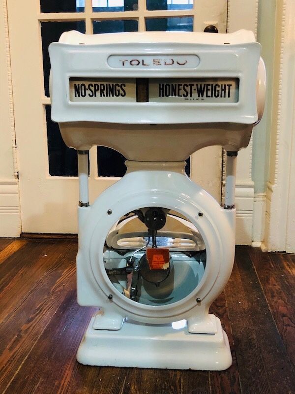 Antique 1930's Era Toledo Barrel Style Balance Scale
