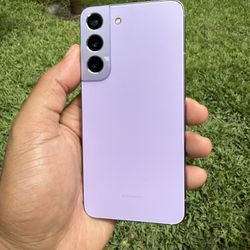 UNLOCKED SAMSUNG GALAXY S22 / READY FOR USE