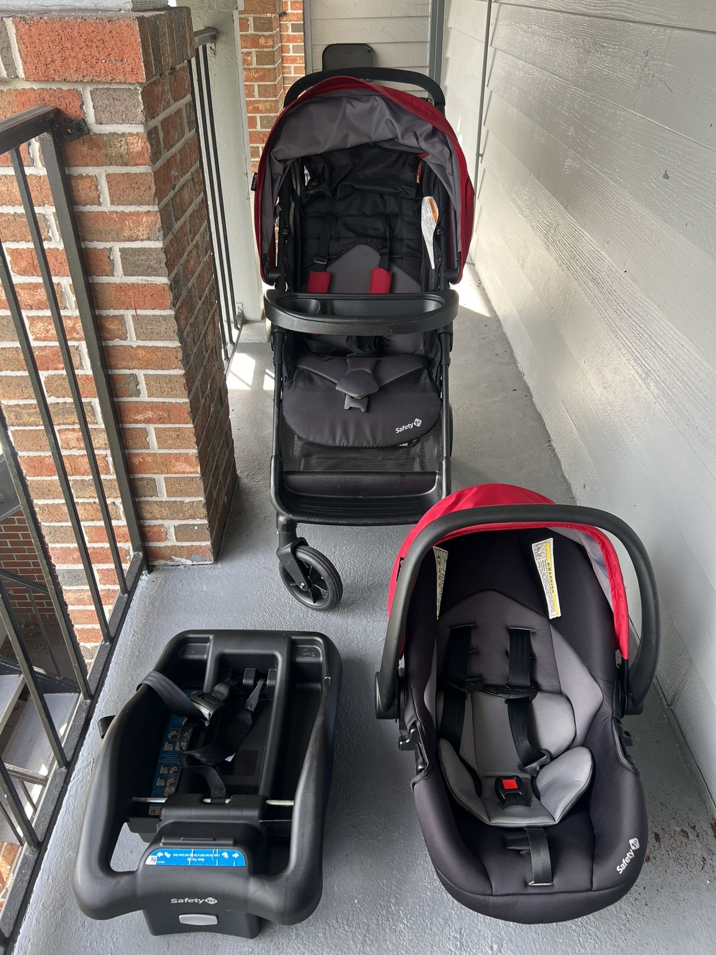 Safety 1st Smooth Ride Travel System