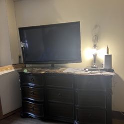 Wood Dresser 