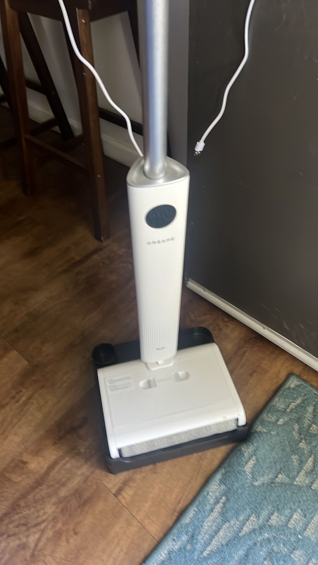 Dreame floor scrubber