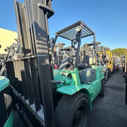 Mitsubishi Forklift pneumatic 3 stage 8000 lb