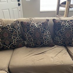 couch pillows 
