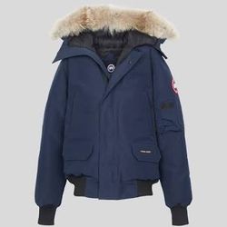 Canada Goose Size Large 