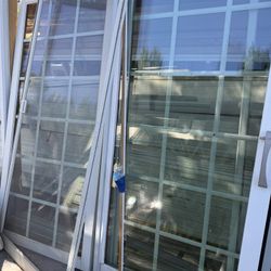 Sliding Door With Grids