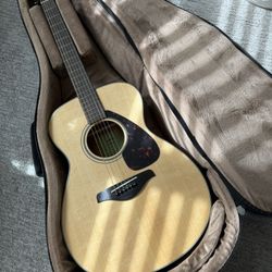 Yamaha FS 800 With Case