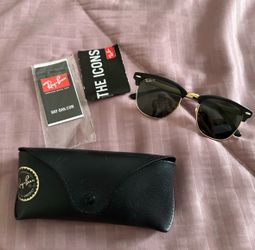 Ray-Ban Clubmaster Sunglasses with Case
