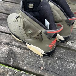 Jordan 6 Retro 