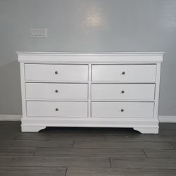 White 6 Drawer Dresser 