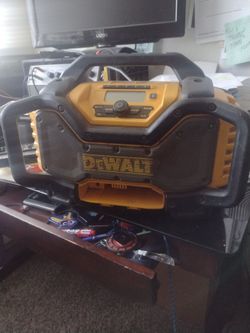 DeWalt Work Radio DCR025