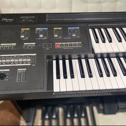 Yamaha Electron Piano In Perfect Condition 