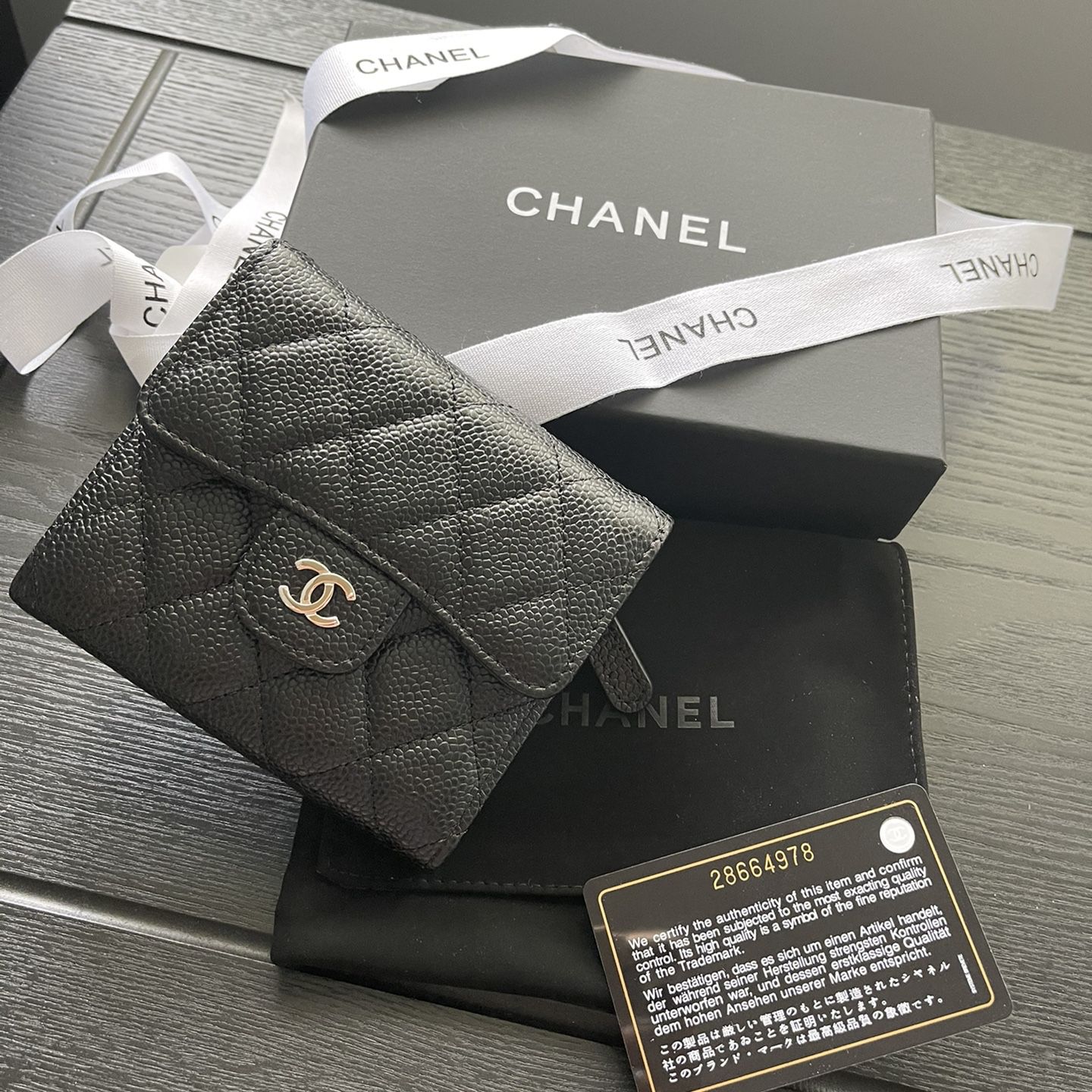 Chanel Caviar Wallet for Sale in Columbia, MD - OfferUp