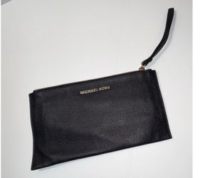 Mk wristlet