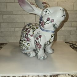 Beautiful Ceramic Rabbit ( Easter Bunny ) Figurine 