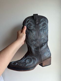 Brown boots