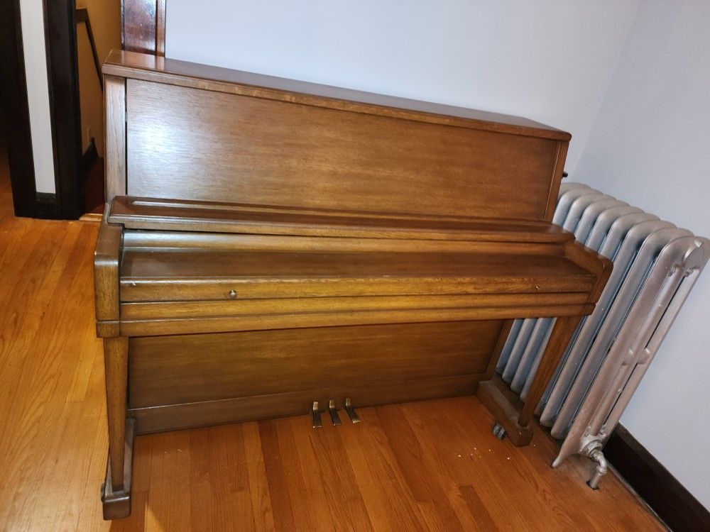 Wurtlizer Piano