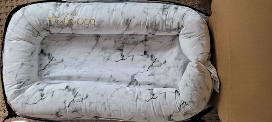 baby lounger, Bothell, Mill Creek,Woodinville, Snohomish Camano island pick up