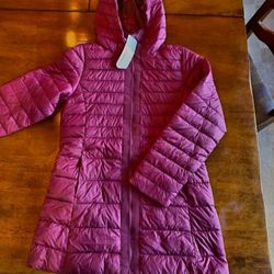 Lands End•Girls Parka Jacket•ThermoPlume Packable Parka•Deep Magenta Color With Longer Mid-Thigh To Knee Length•Size L (14)
