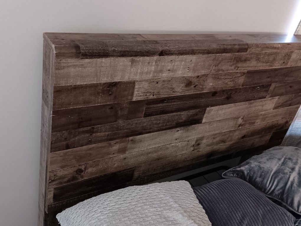 Full/ Queen Bed Frame Only