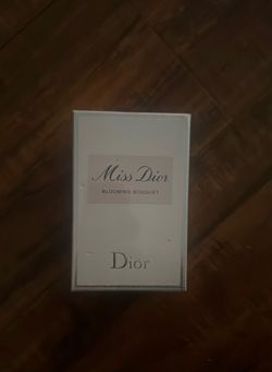Miss Dior Perfume
