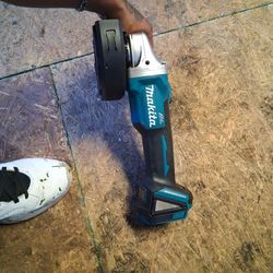 Makita Grinder