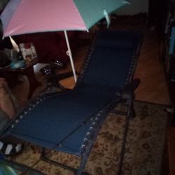 Sunbrella Folding Zero Gravity Lounge Chair