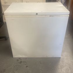 Chest freezer