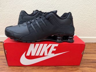 Nike Shox NZ All Black Sneakers