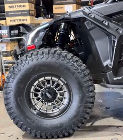 FRIDAY. Sale. 4 tires 32x-10-R15  for SXS UTV (we-Finance)
