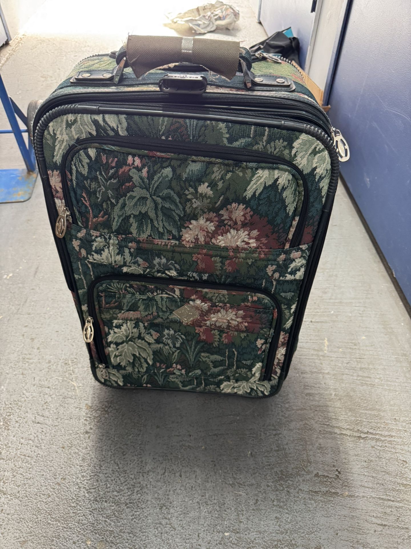 Soft Suit Case - 2 Sets