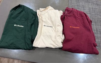 Mens Columbia shirts size med lot