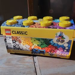 LEGO CLASSIC Medium Creative Brick Box 10696