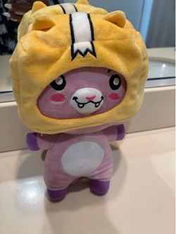 Selling Lankybox, Roxy, Foxy & Boxy Plush Set!