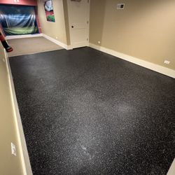 Interlocking Rubber Gym Flooring – 11 x 13 feet 