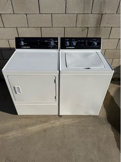 Speed Queen Washer & Gas Dryer Set