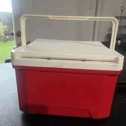 Red Small Carry Igloo Cooler Lknew