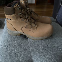 Size 10 Medium Carolina Composite Toe Work boots 